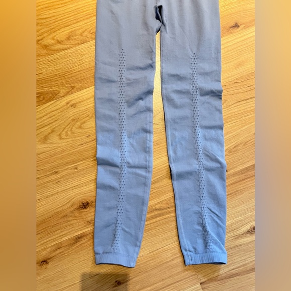 Free People Good Karma leggings NWOT xs/s light slate blue - Picture 5 of 8